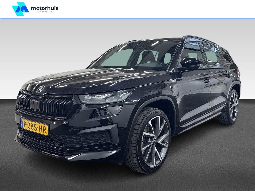 Skoda Kodiaq 1.5 TSI Sportline Business, Auto's, Skoda, Euro 6, 4 cilinders, Zwart, 1524 kg