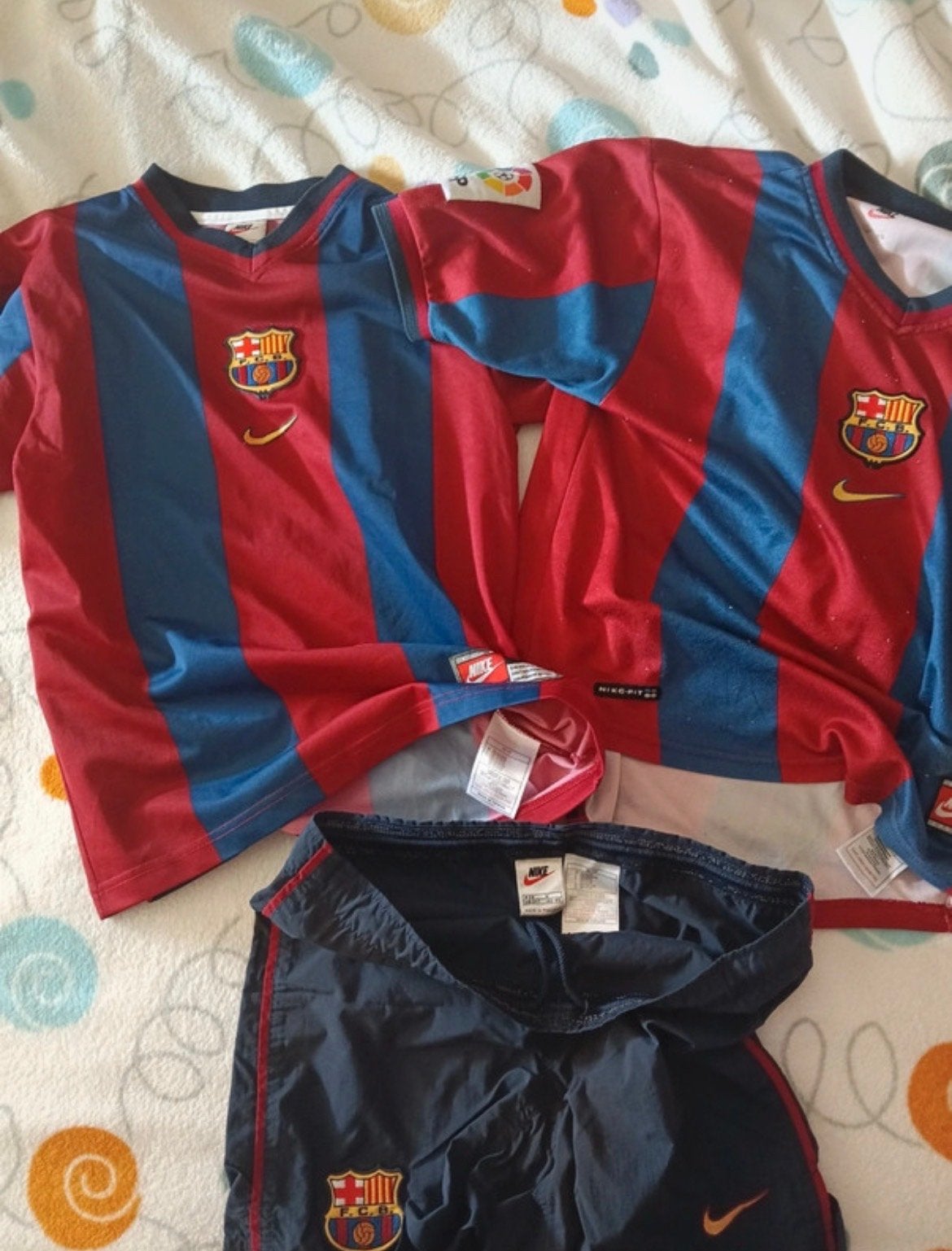 Authentiek FC Barcelona Shirt - Zeldzaam Oud Model, Maat L, Ophalen of Verzenden, Gebruikt, Shirt