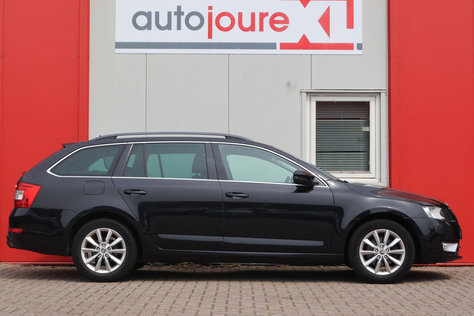 Skoda Octavia Combi 1.0 TSI Greentech Ambition Business, Voorwielaandrijving, Verwarmde buitenspiegels, Gebruikt, Origineel Nederlands