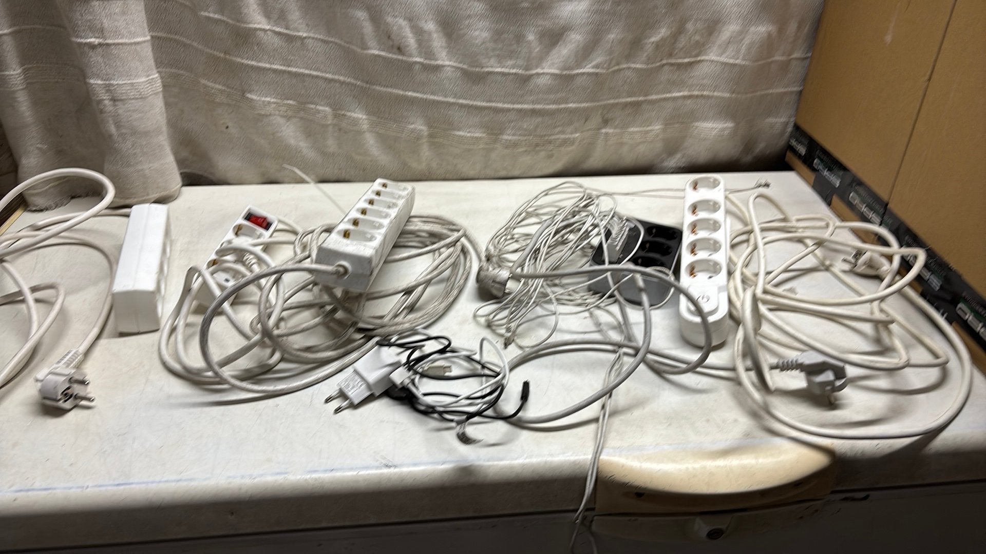 Stekkerdozen, Doe-het-zelf en Verbouw, Elektra en Kabels, Ophalen of Verzenden, Gebruikt