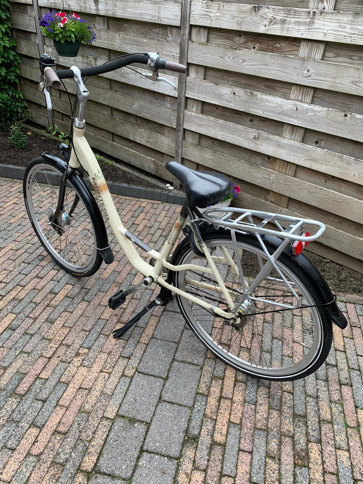 Montego damesfiets, 53 tot 56 cm, Versnellingen, Zo goed als nieuw, Ophalen
