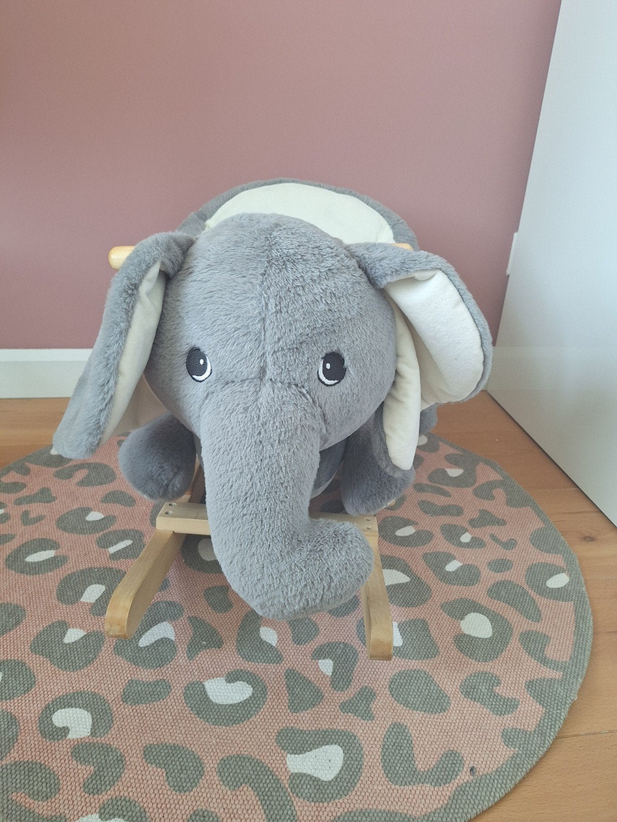 Wip Wap Olifant - Schattige Schommelolifant voor Kinderen, Ophalen, Zo goed als nieuw, Jongen of Meisje