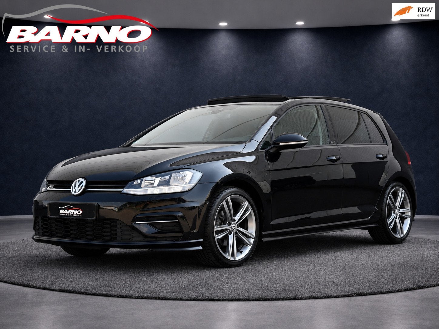 Volkswagen Golf 1.5 TSI R-Line 150 PK PANO|IQ.Drive, 1498 cc, 4 cilinders, Bedrijf, Golf