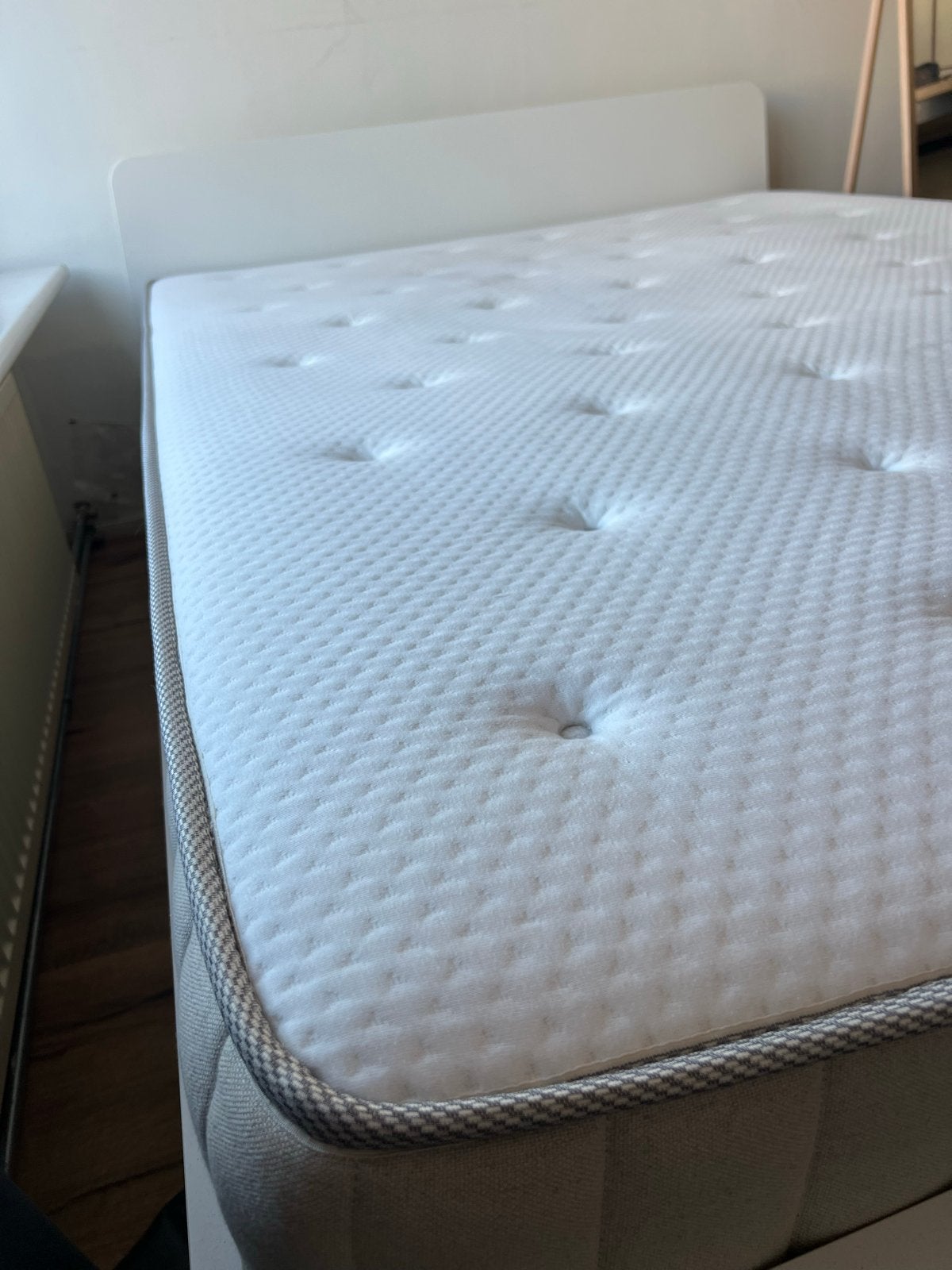 IKEA VATNESTROM Matras 140x200 cm, Ophalen, Gebruikt, Tweepersoons, 140 cm
