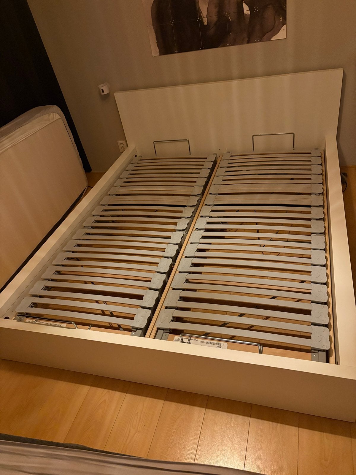 IKEA Malm bed 160x200 wit met 2 elektrische bedbodems, Ophalen, Wit, Tweepersoons, 200 cm