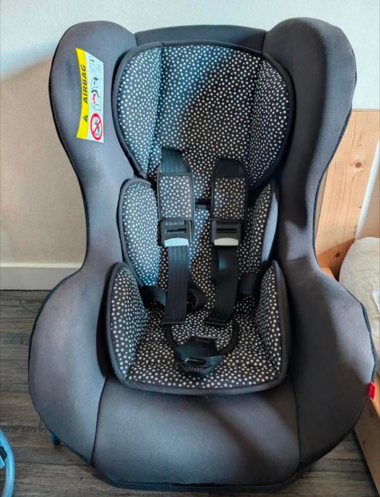 Hema autostoel 0-25 kg, Kinderen en Baby's, Autostoeltjes, Autogordel, 15 t/m 36 kg, Slaapstand, Zo goed als nieuw