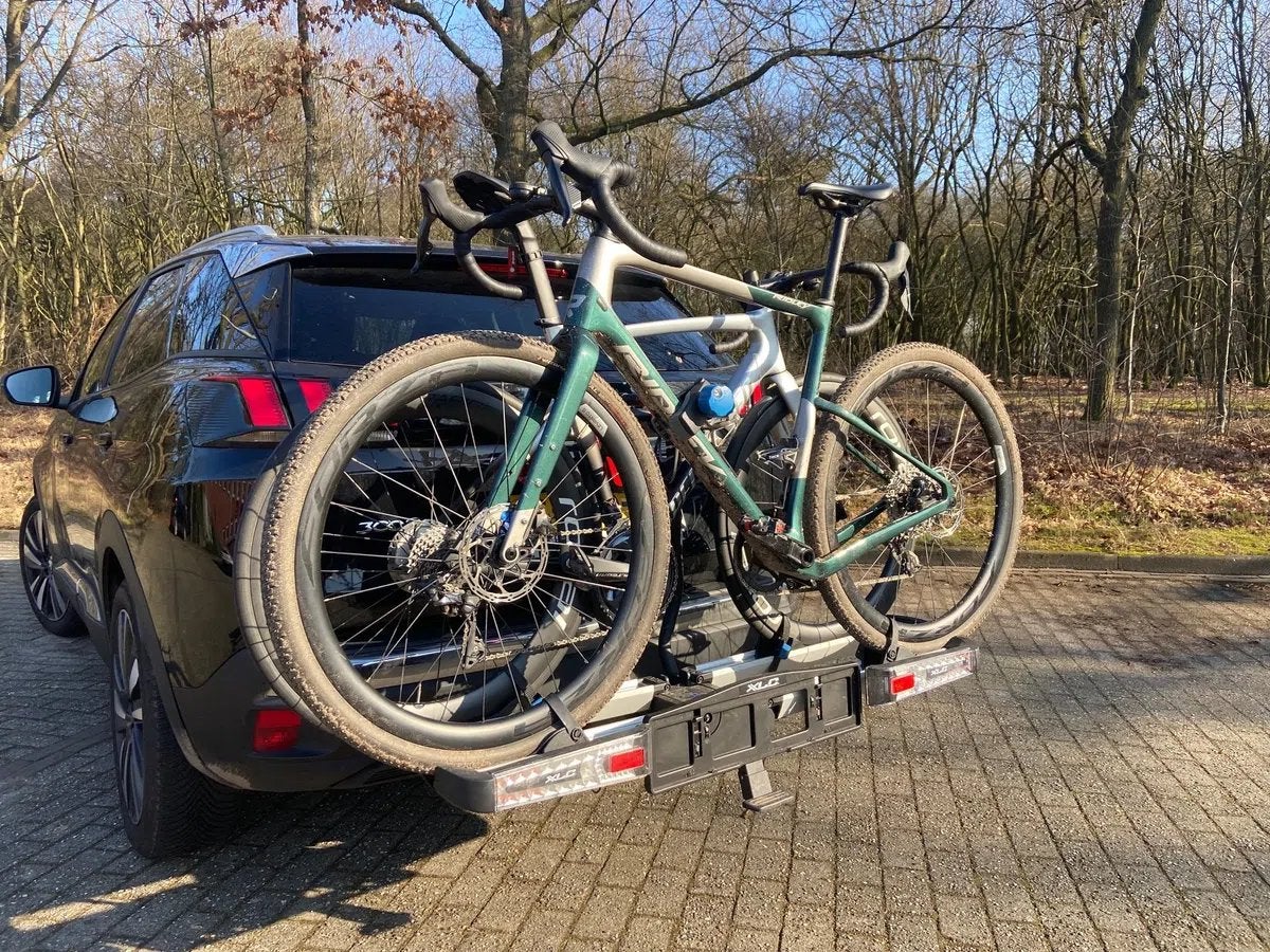 XLC azura led fietsendrager  2 fietsen kantelbaar inklapbaar, Auto diversen, Fietsendragers, Gebruikt, Brede banden, Ophalen of Verzenden