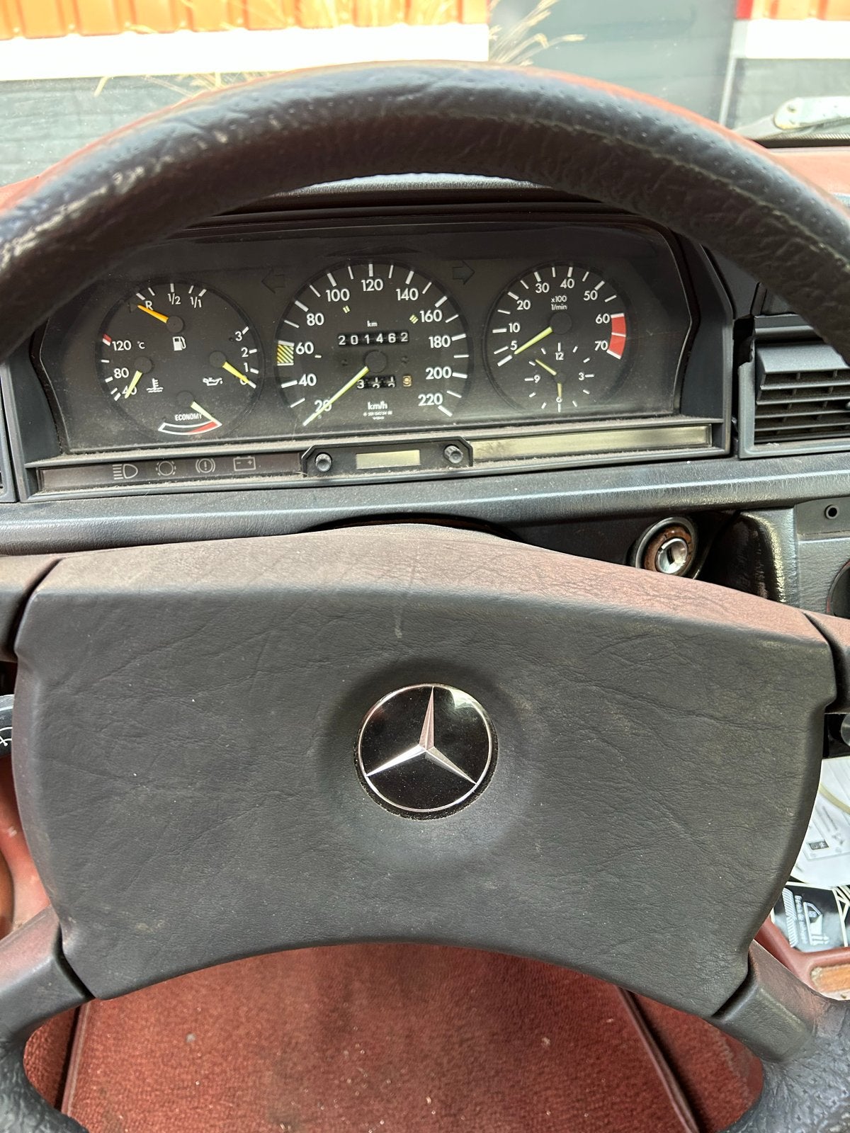 Mercedes-Benz Mercedes 190E, foto 3