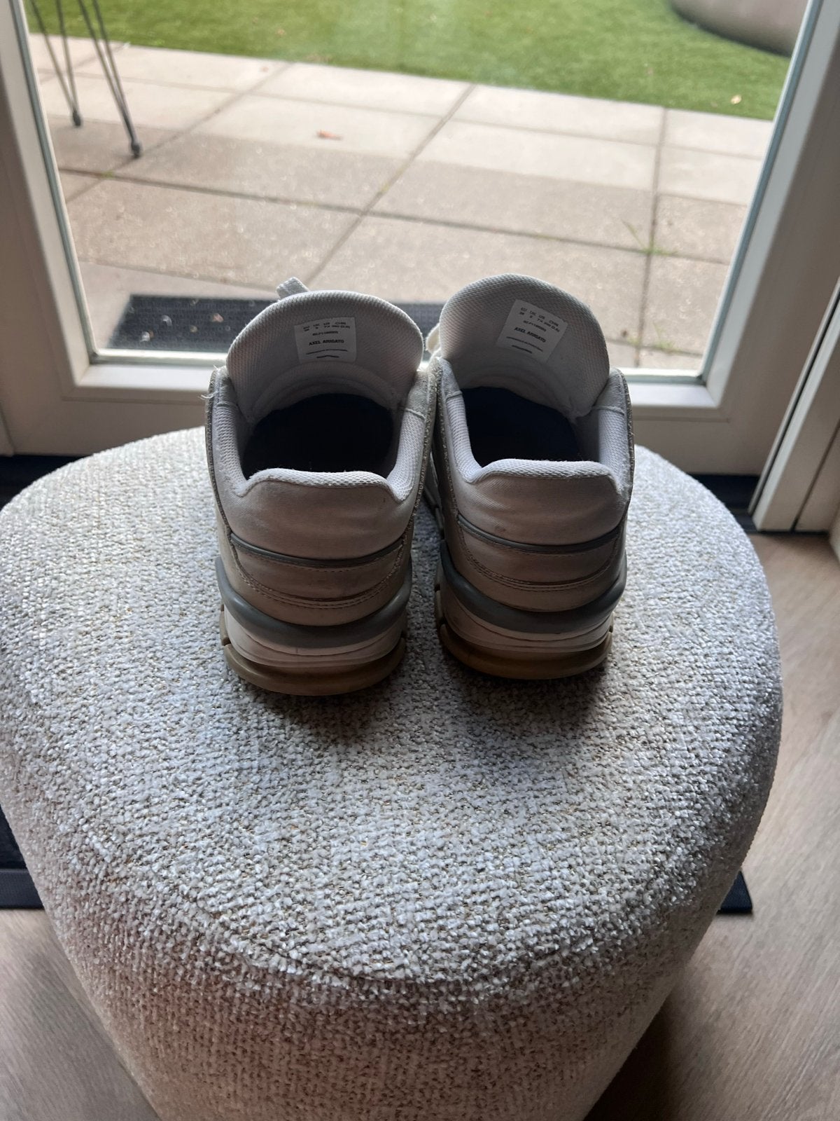 Axel Arigato sneakers, maat 38, gedragen, Ophalen of Verzenden, Gedragen, Wit, Sneakers of Gympen