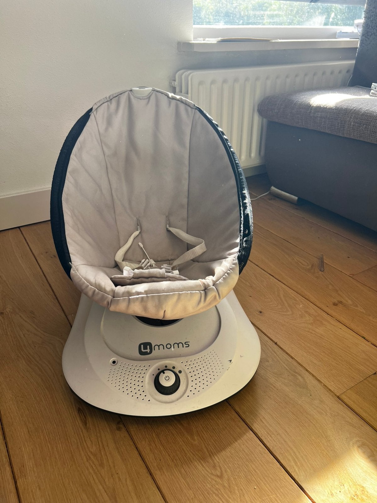 Elektrische schommelstoel 4Moms, Kinderen en Baby's, Gebruikt, Schommelstoel, Met gordel(s) of riempje(s), Ophalen