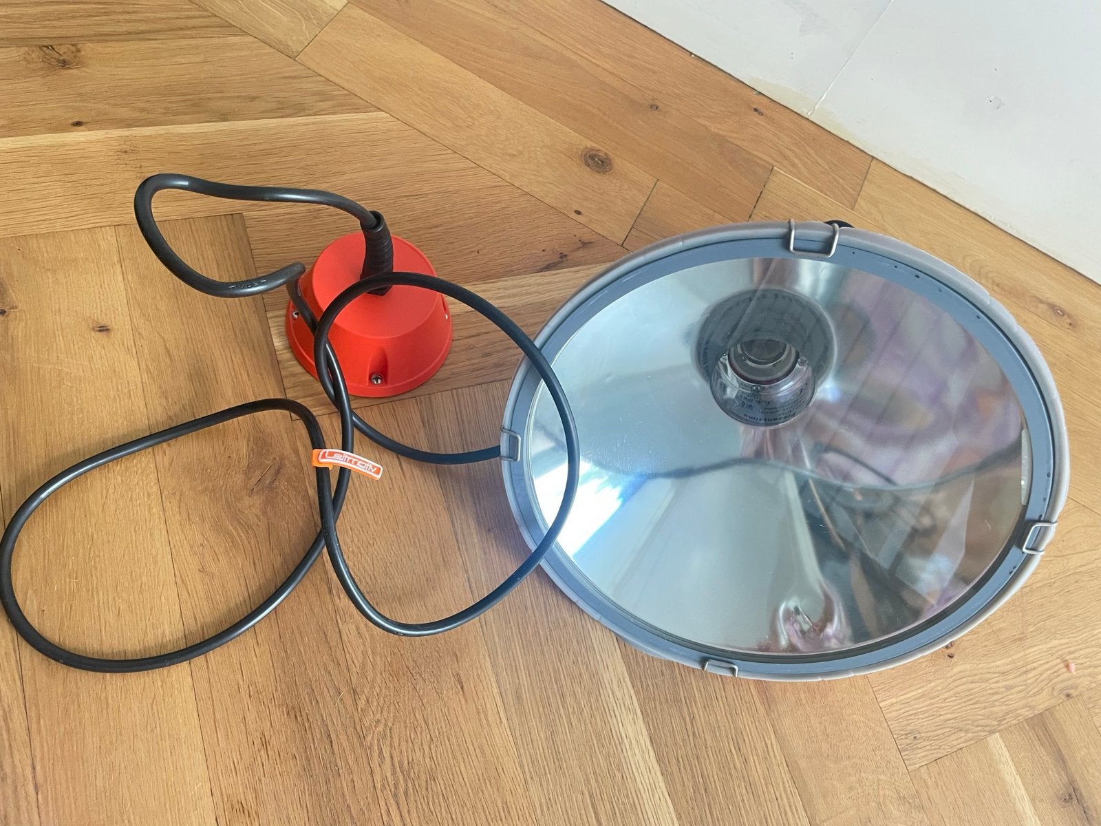 Leitmotiv oranje hanglamp, Modern, kantoor of kinderkamer, Zo goed als nieuw, Metaal, E27 (groot)