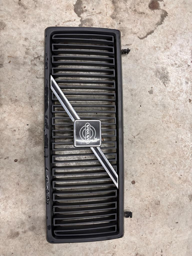 Grille Volvo 240 zwart (polar), Gebruikt, Voor, Ophalen of Verzenden, Volvo