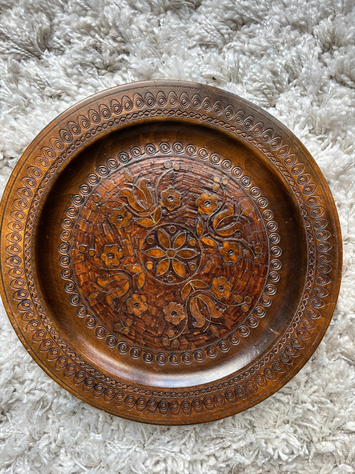Vintage Poolse sierschotel handgesneden hout - 30 cm, Overige onderwerpen, Houtsnijwerk, Ophalen of Verzenden, Handgemaakt