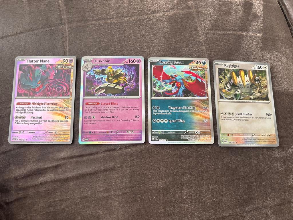 Pokémon Kaarten: Flutter Mane, Dusknoir, Roaring Moon, Regig, Verzenden, Zo goed als nieuw, Meerdere kaarten