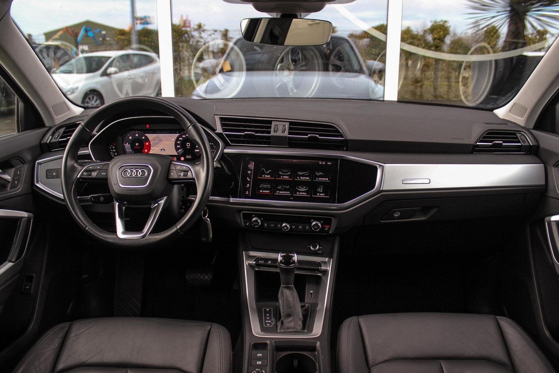 Audi Q3 Sportback 35 TDI Pro Line S | S-line | Achteruitrijc, Auto's, Audi, Gebruikt, 4 cilinders, Leder, Bedrijf