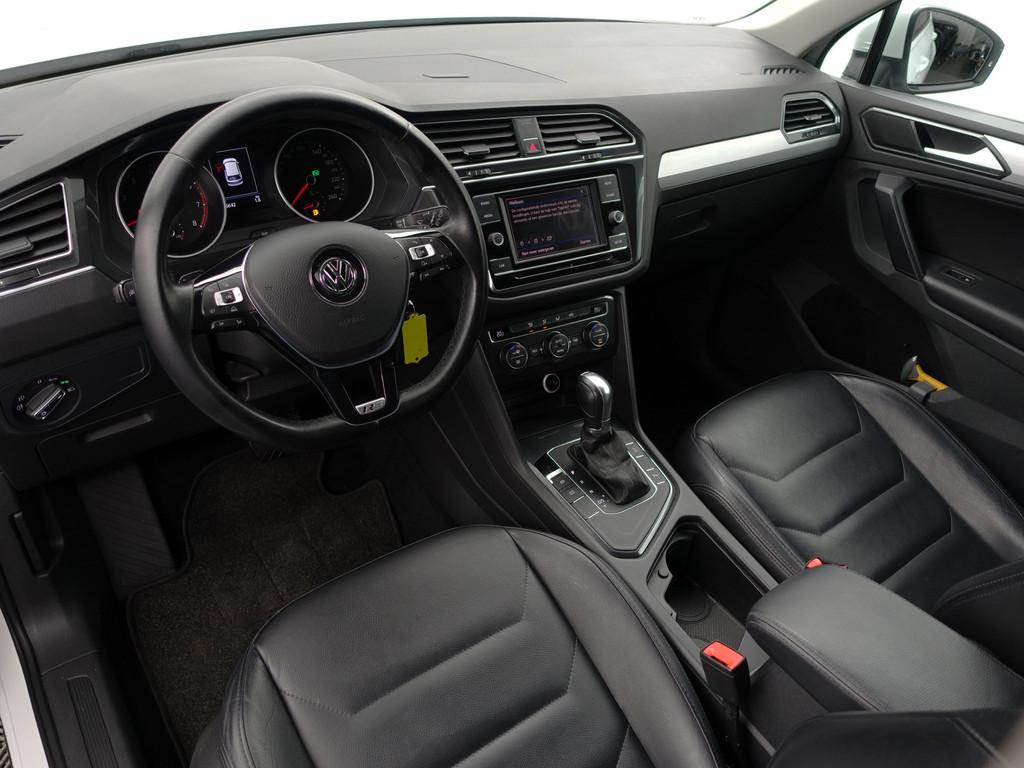 Volkswagen Tiguan 1.4 TSI ACT R Line Aut- Sport Leder Interi, Auto's, Volkswagen, 4 cilinders, Wit, SUV of Terreinwagen, Tiguan