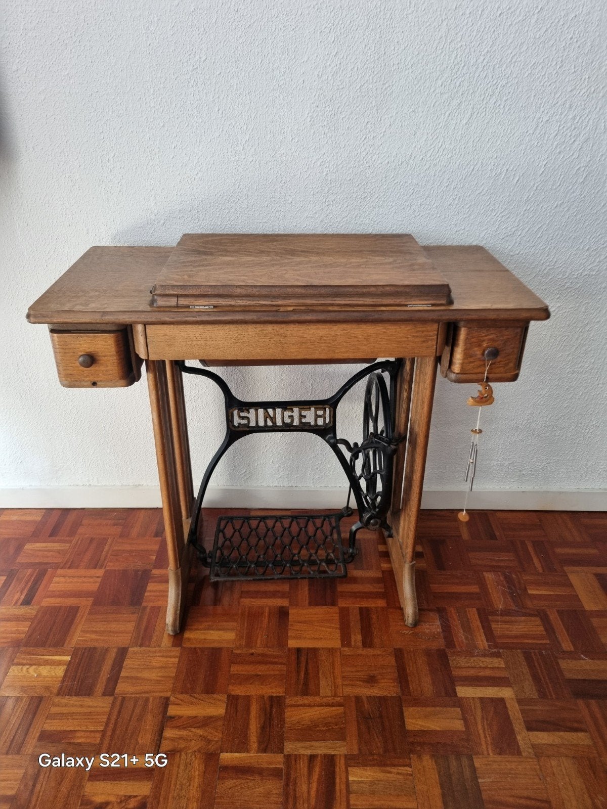 Antieke Singer Naaimachine met Houten Tafel, Ophalen