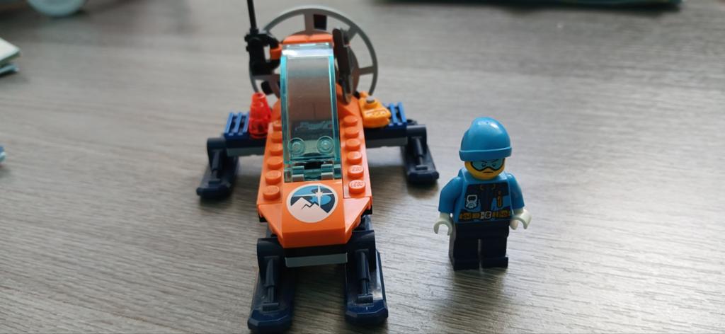 Lego City 60190 Arctische IJsglijder met minifiguur, Kinderen en Baby's, Speelgoed | Duplo en Lego, Compleet, City, Lego, Ophalen of Verzenden