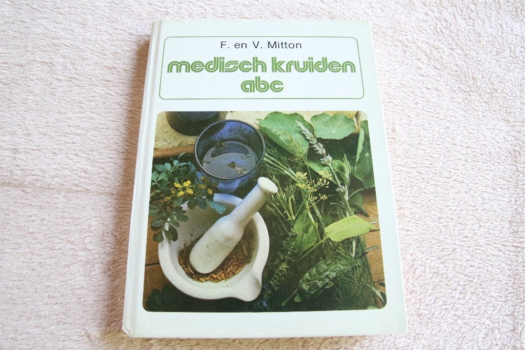 Medisch kruiden ACB F en V Mitton, Ophalen of Verzenden, Gelezen, Bloemen, Planten en Bomen