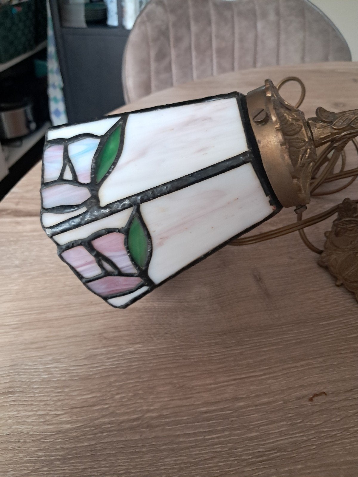 Prachtige Tiffany stijl wandlamp met bloemmotief, Ophalen of Verzenden
