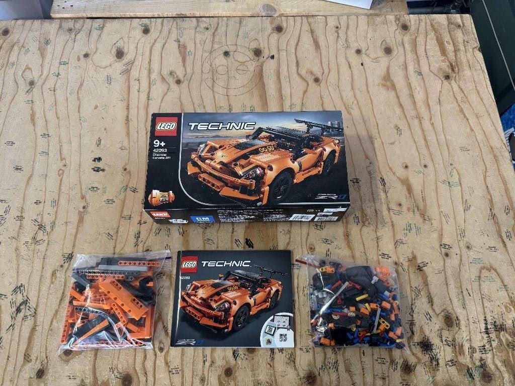 LEGO Technic Chevrolet Corvette ZR1 (42093), Compleet, Info@lego.com, Denemarken, Lego