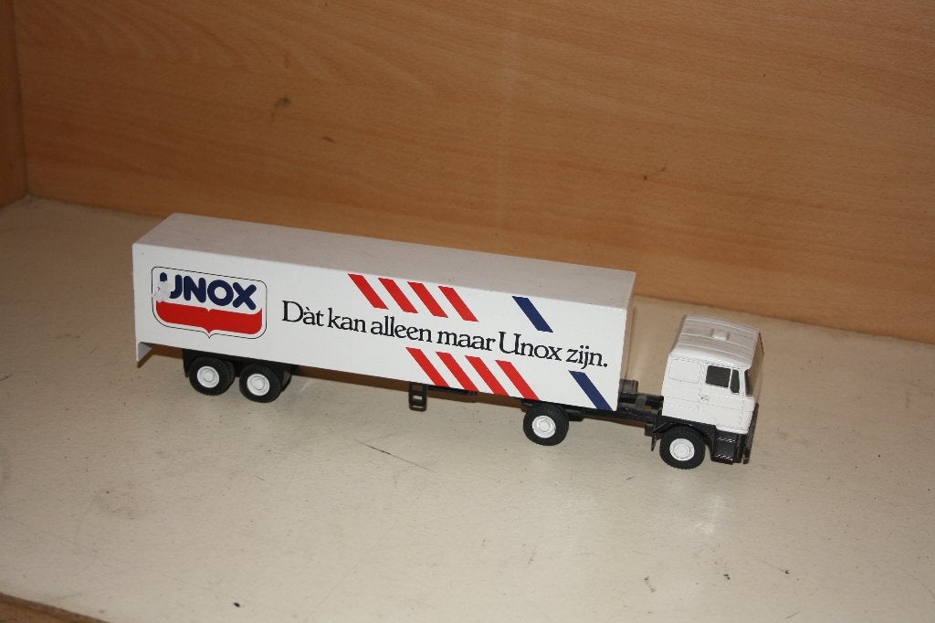 lion car Daf UNOX, Ophalen of Verzenden, Zo goed als nieuw, Bus of Vrachtwagen, Lion Toys