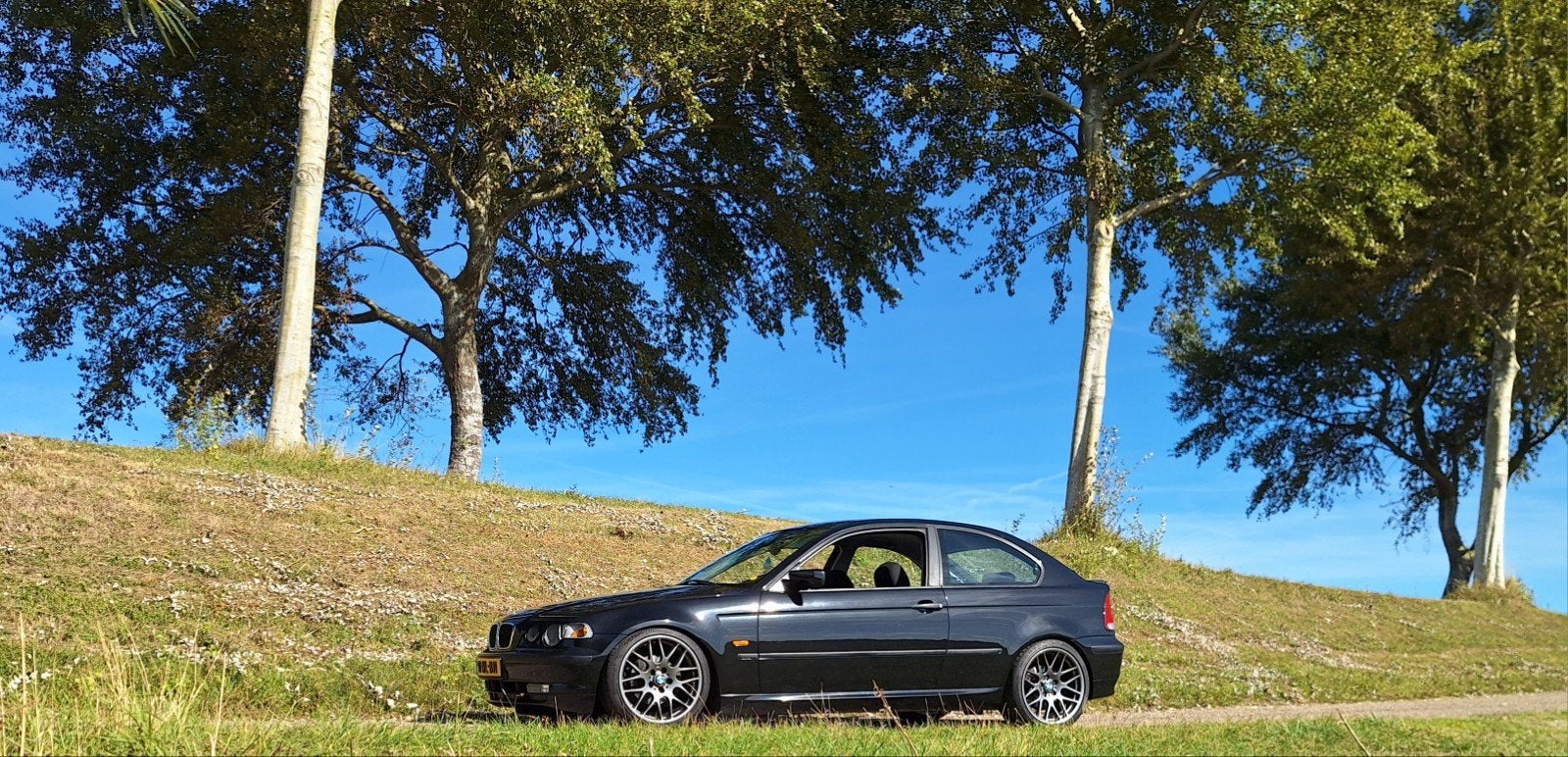 BMW  2.0 TI 318 Compact AUT 2003 Zwart M3 CSL velgen, 1995 cc, Zwart, Origineel Nederlands, 3-Serie