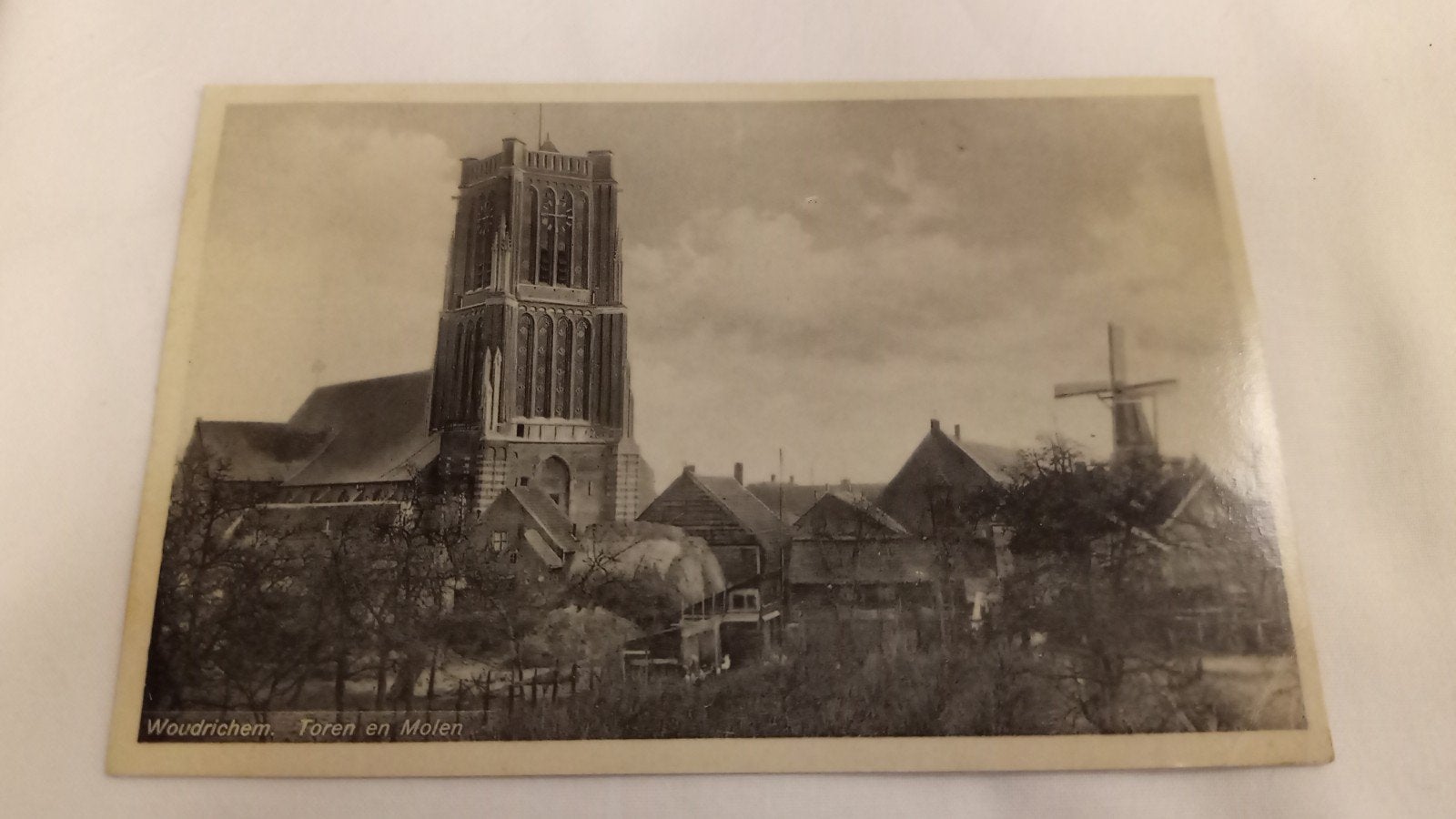Woudrichem, Toren en Molen 1933, Ophalen of Verzenden, 1920 tot 1940, Gelopen, Noord-Brabant
