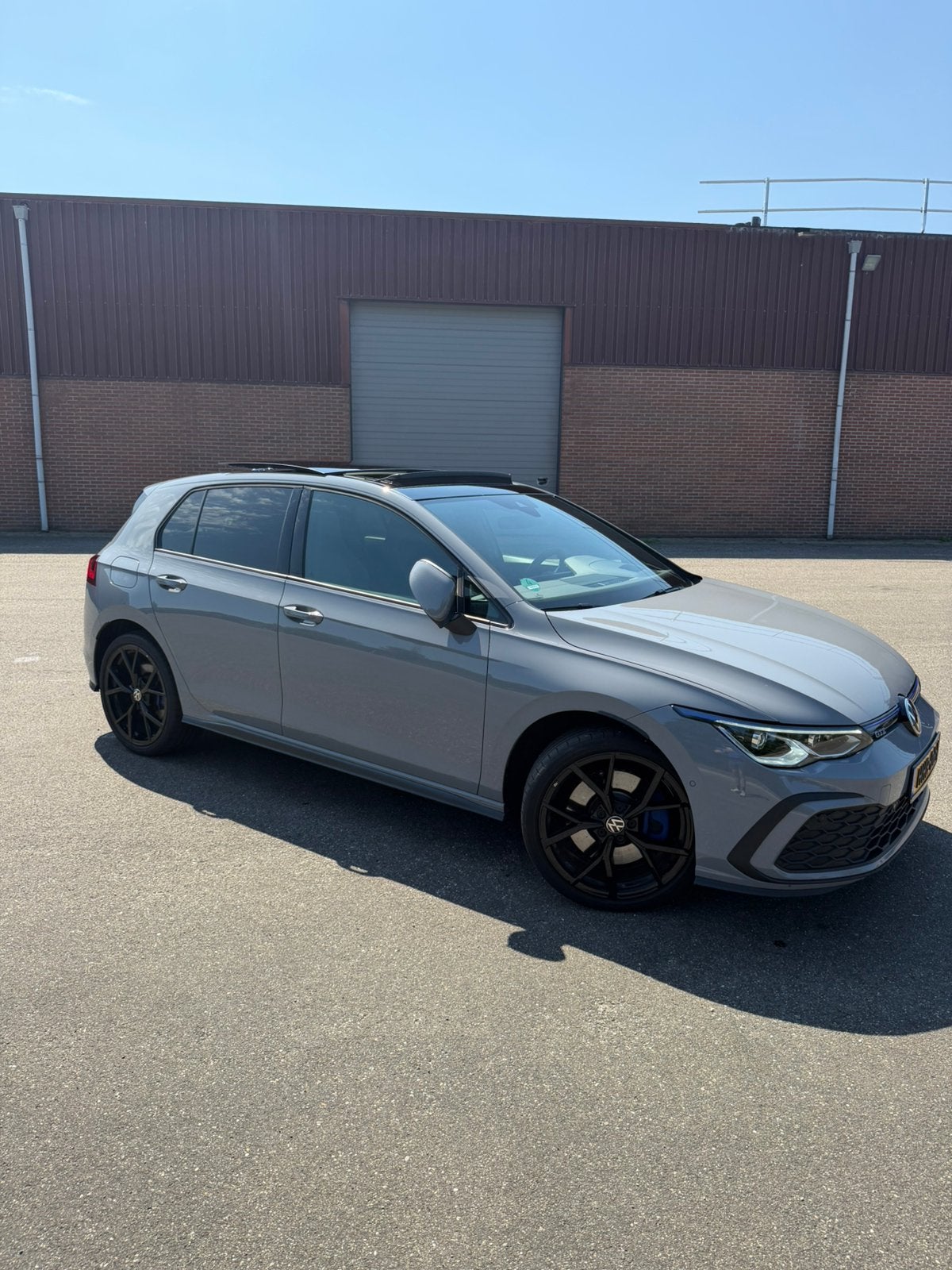 Volkswagen Golf 8 GTE | 245 pk | HUD | IQLight | Trekhaak |, Auto's, Volkswagen, Parkeerassistent, Zwart, 4 cilinders, Alcantara