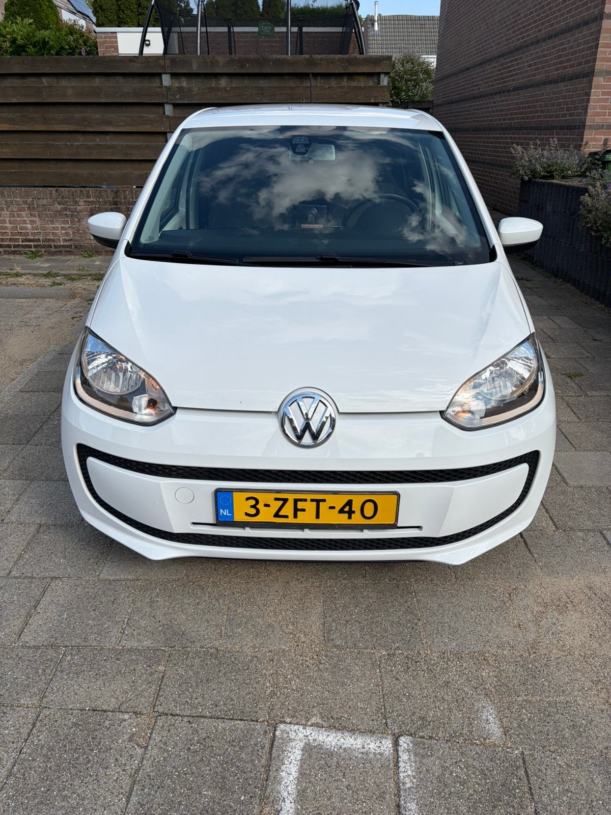 Volkswagen up! 1.0 44KW/60PK 5-DRS 2015 Wit, Auto's, Voorwielaandrijving, Up!, 840 kg, 4 stoelen
