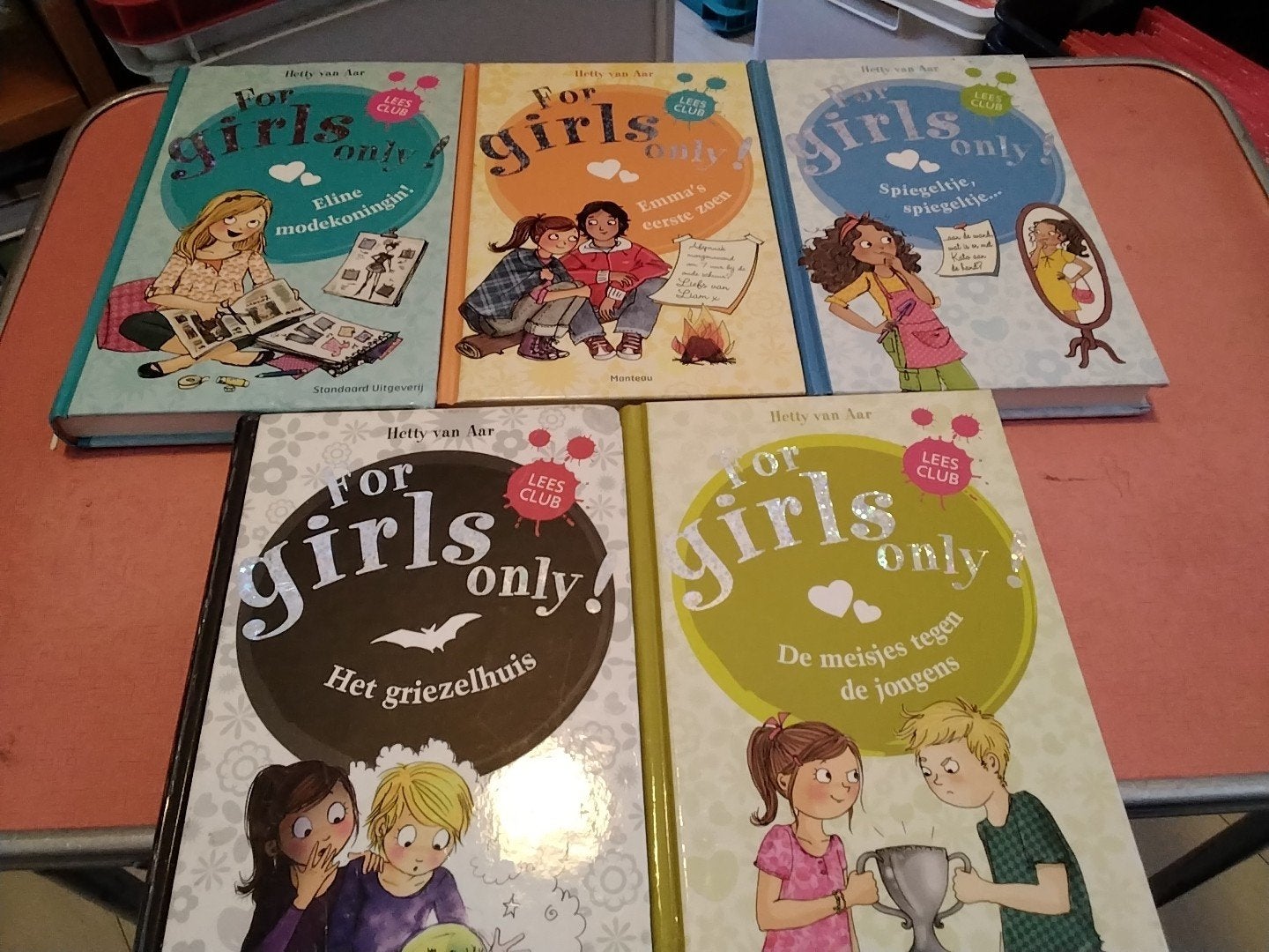 Hette van aar for Girls online € 5 per stuk zie omschrijving, Boeken, Ophalen of Verzenden