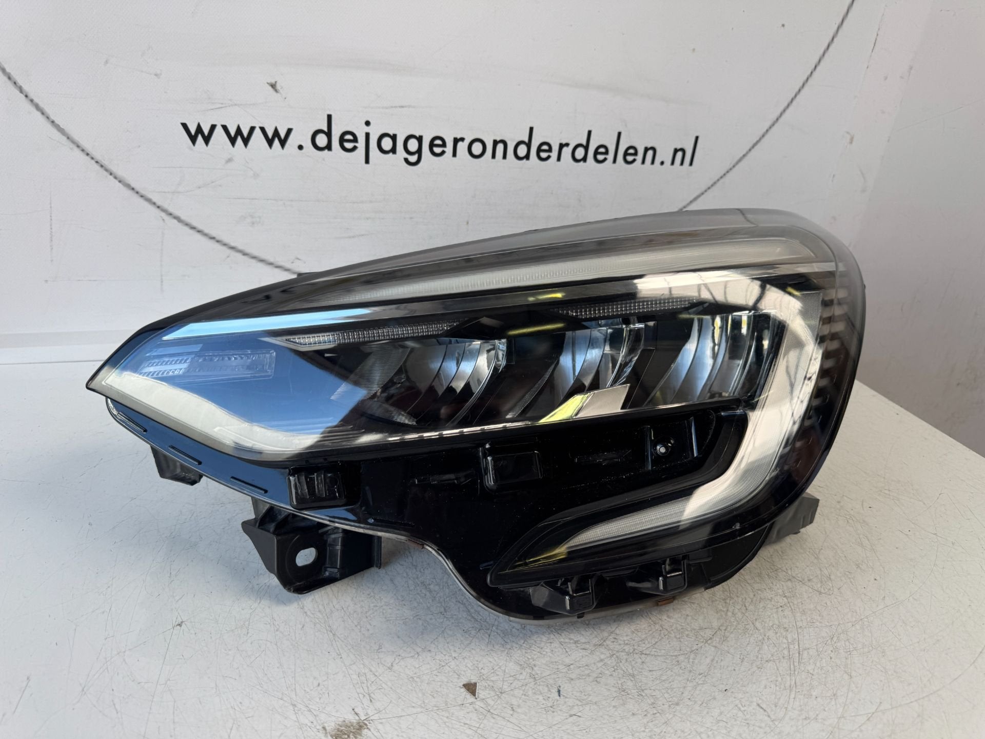 RENAULT CLIO V 5 PURE LED VISION KOPLAMP LINKS 260607647R, Auto-onderdelen, Renault Group, Gebruikt, Contact.group@renault.com