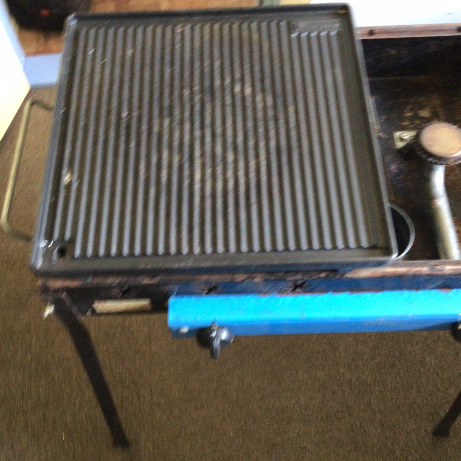 Kooktoestel voor op de camping te koken en te bakken., Ophalen, Gebruikt