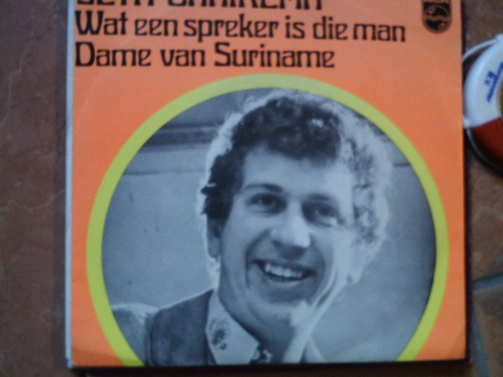 Seth Gaaikema - Wat een spreker is die man    19o, 7 inch, Ophalen of Verzenden, Zo goed als nieuw, Beschermende buitenhoes