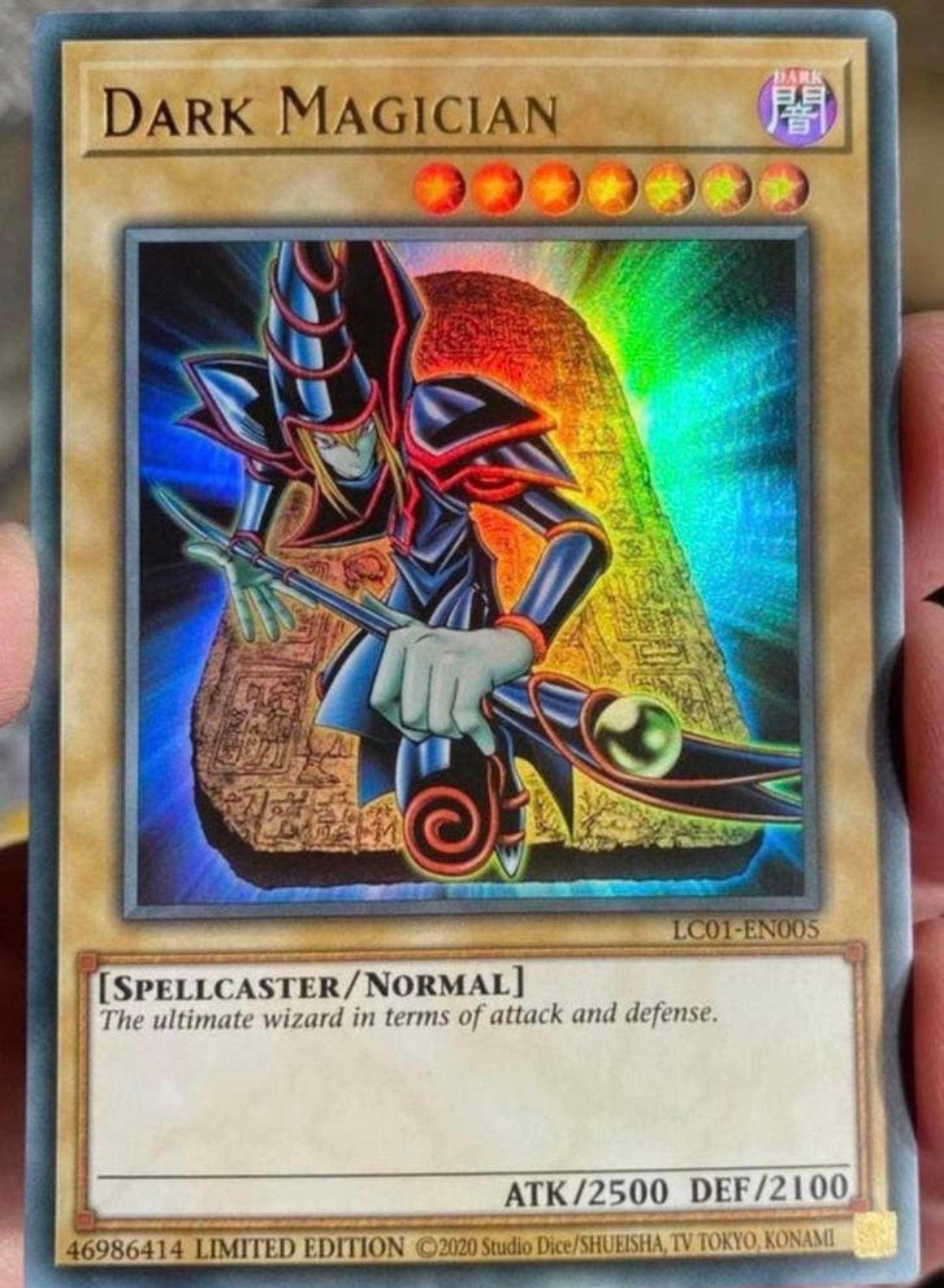 Yu-Gi-Oh! Dark Magician LC01 Legendary Collection !, Ophalen of Verzenden, Zo goed als nieuw, Losse kaart, Foil