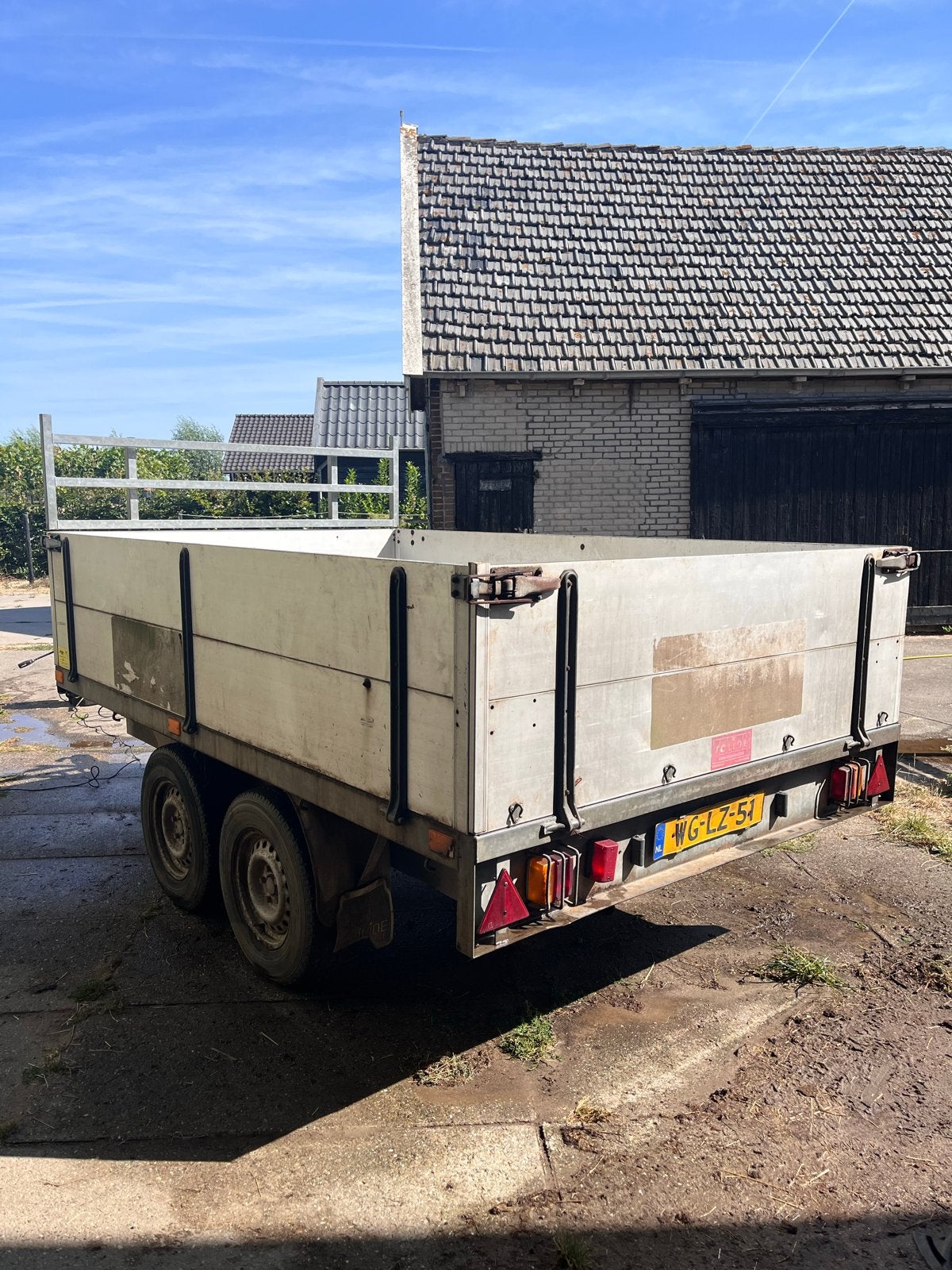 Solide kipper 300x190 cm – 2500 kg – tandemasser, Ophalen, Gebruikt