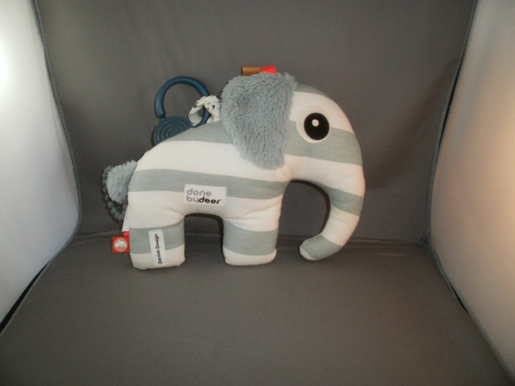 done bydeer danish design olifant groen/wit gestreept katoen, Overige merken, Met geluid, Nieuw, Ophalen of Verzenden