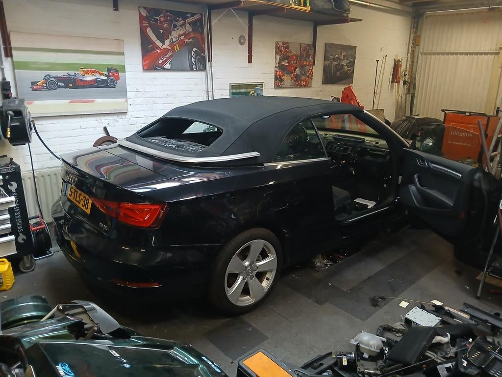 Audi A3 1.4 Tfsi 90KW 3D 2012 Zwart, Auto's, Audi, Voorwielaandrijving, 4 cilinders, 620 kg, Origineel Nederlands