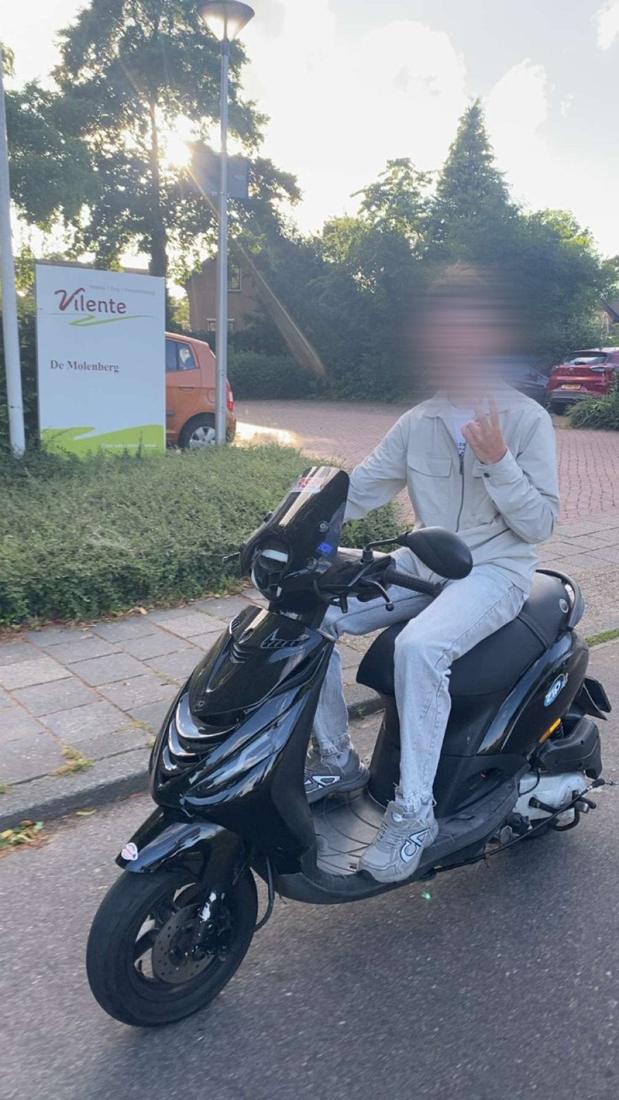 Zip 80cc! Zwart en Goed Onderhouden, Ophalen, Gebruikt, Maximaal 45 km/u, Zip