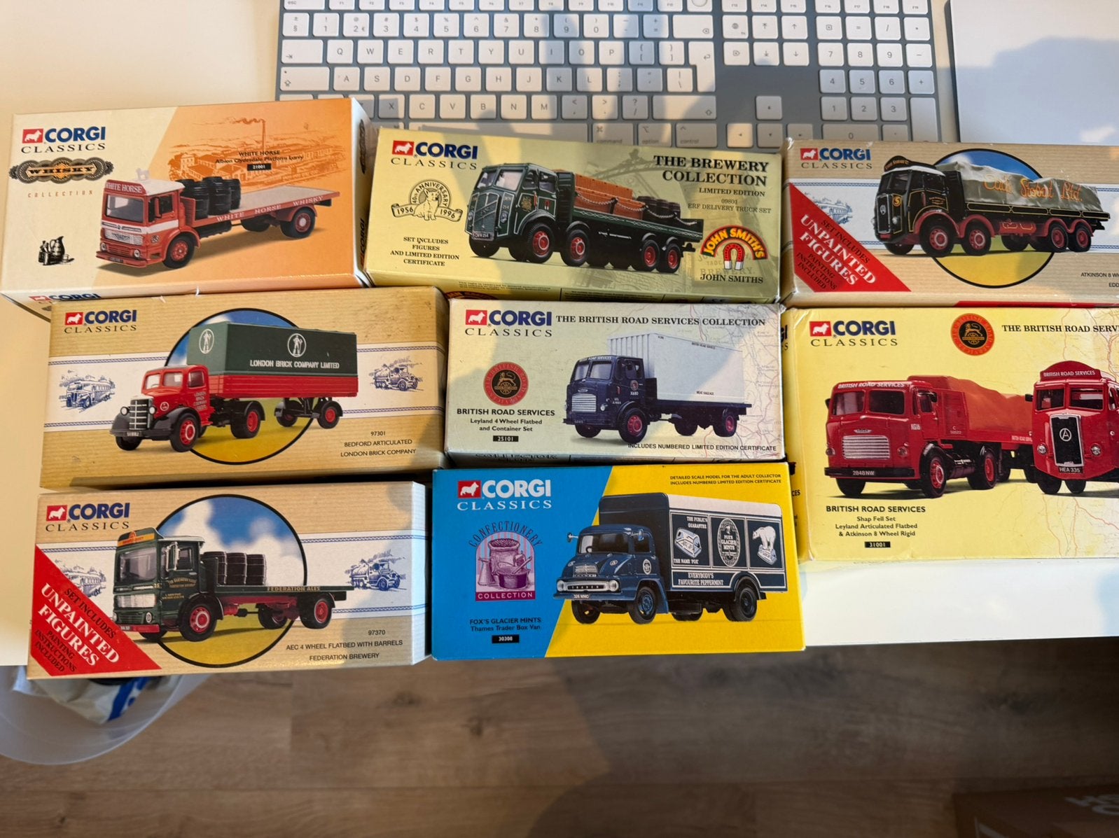 Corgi vrachtwagens in 1 koop, Ophalen of Verzenden, Nieuw, Bus of Vrachtwagen