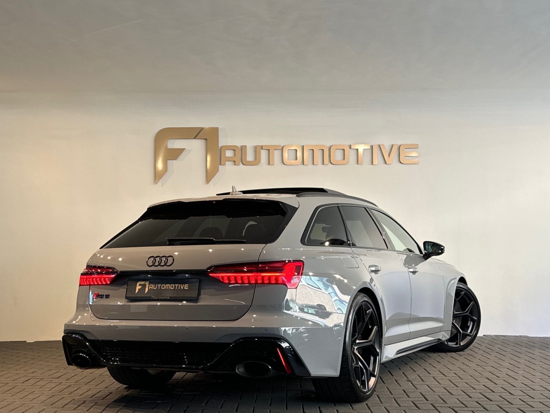 Audi RS6 Avant TFSI quattro Performance 630PK Pano|Keramisch, Auto's, Audi, Automaat, Gebruikt, RS6, Leder