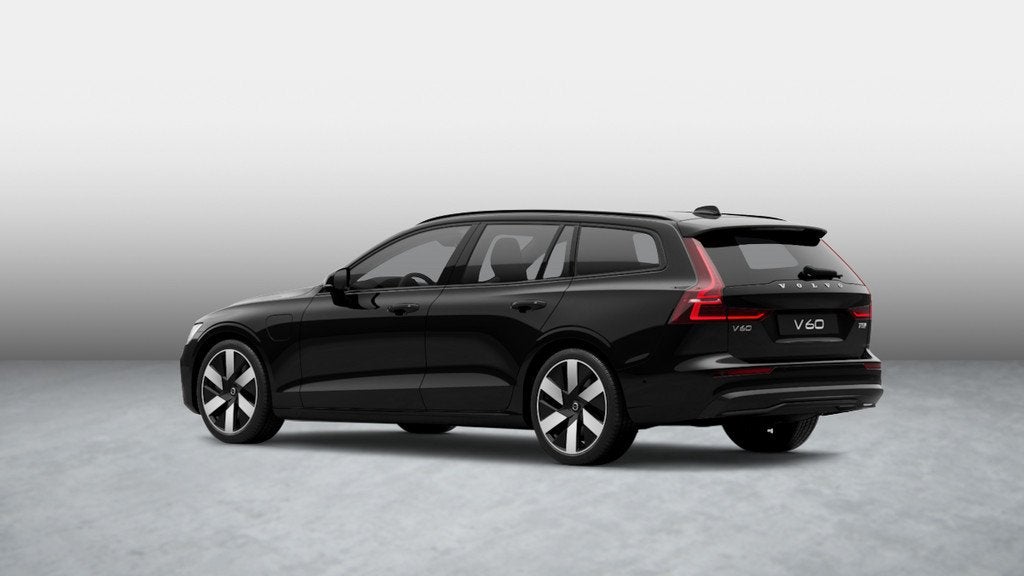Volvo V60 T8 Plug-in hybrid AWD Ultra Dark, Auto's, Volvo, Automaat, 4 cilinders, 180 min, Zwart