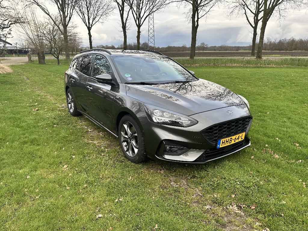 Ford Focus Wagon 1.0 EcoBoost Hybrid ST-Line X Business, Auto's, 23 km/l, Stationwagon, Grijs, 999 cc