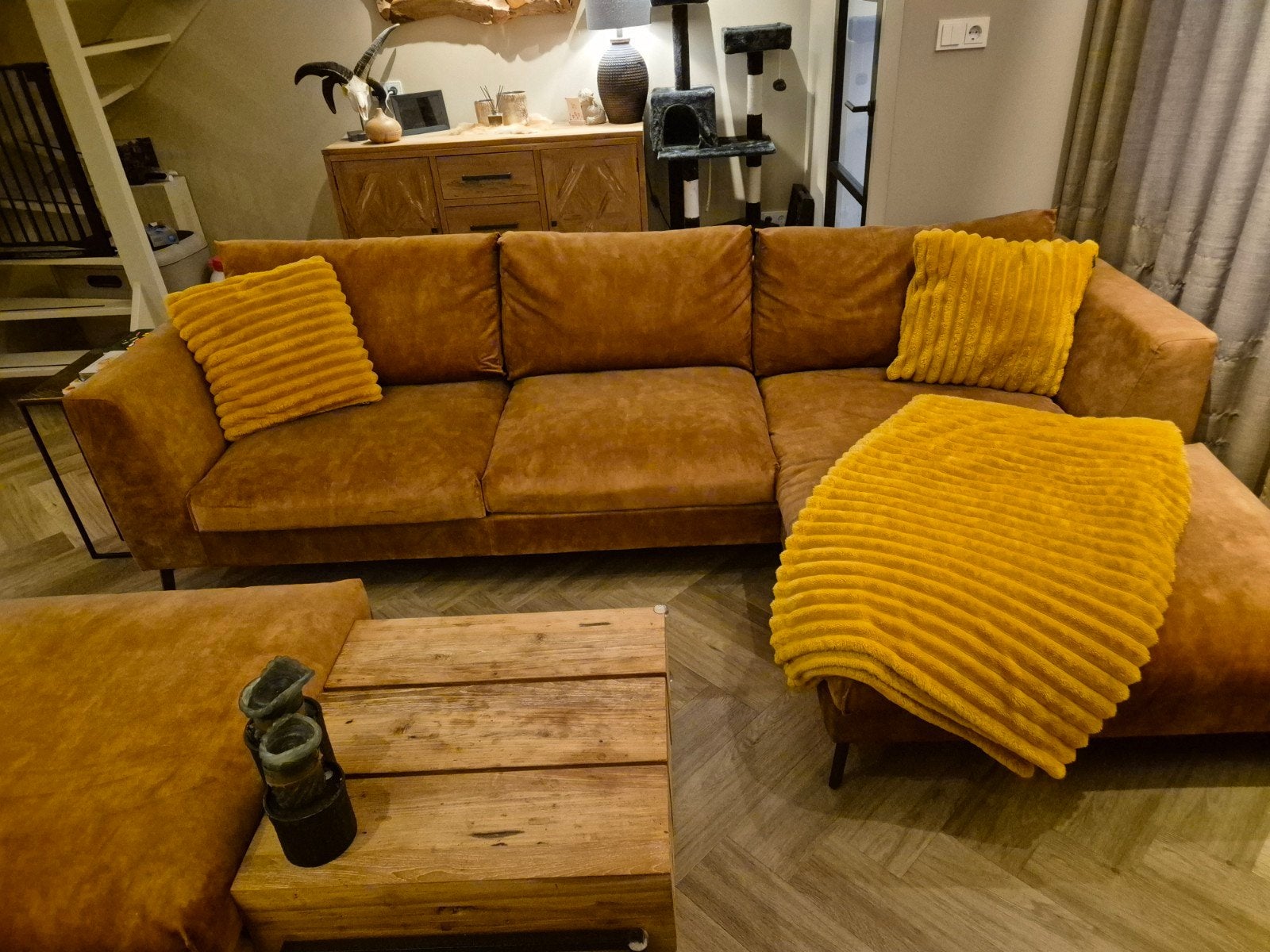 -INCL. BEZORGEN-  Velvet hoekbank + Poef + Draaifauteuil 3ja, Ophalen, 250 tot 300 cm, Gebruikt, Hoekbank