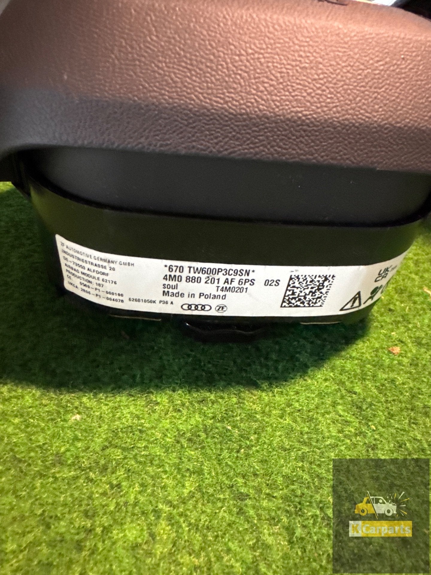 Audi Q7 4M Stuurairbag (4M0880201AF) airbag origineel, Gebruikt, AUDI AG, Auto-Union-Strasse 1
85045  Ingolstadt, DE, Kundenbetreuung@audi.de