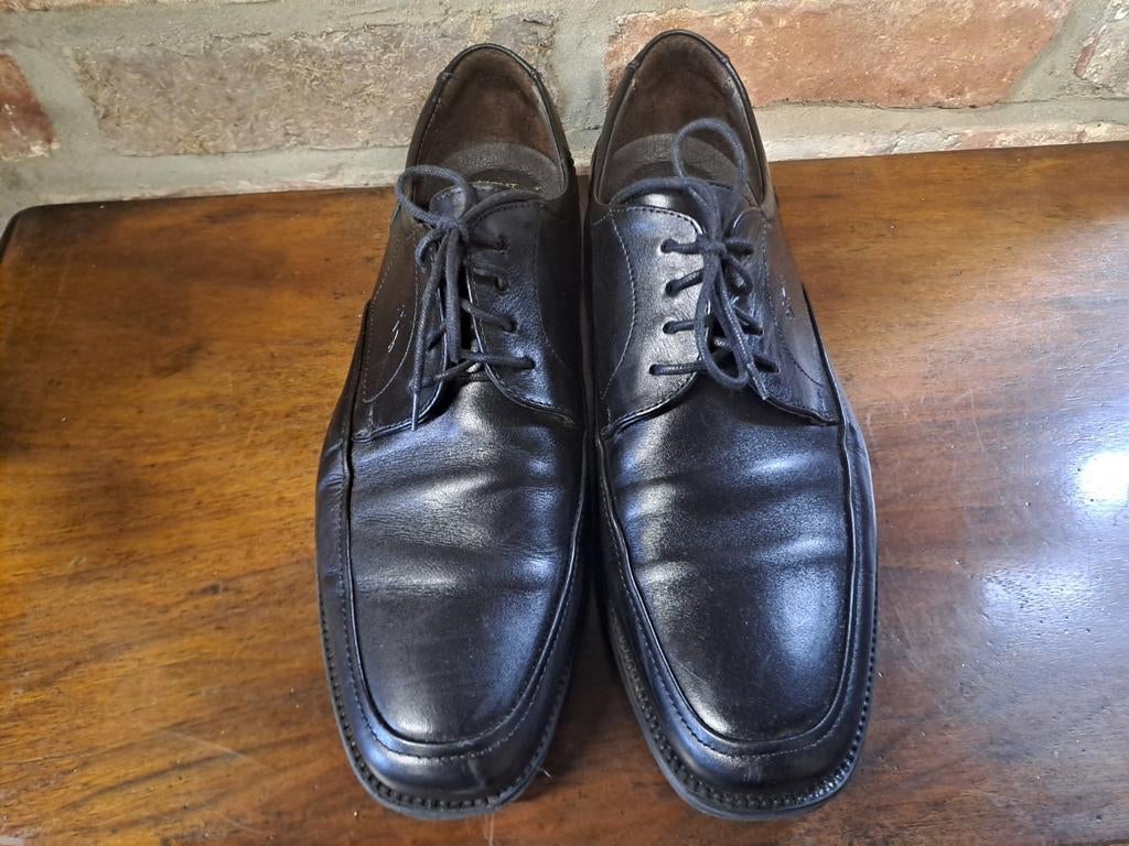 Zwarte Fluchos herenschoenen maat 41, Kleding | Heren, Schoenen, Ophalen of Verzenden, Zo goed als nieuw, N.v.t, N.v.t