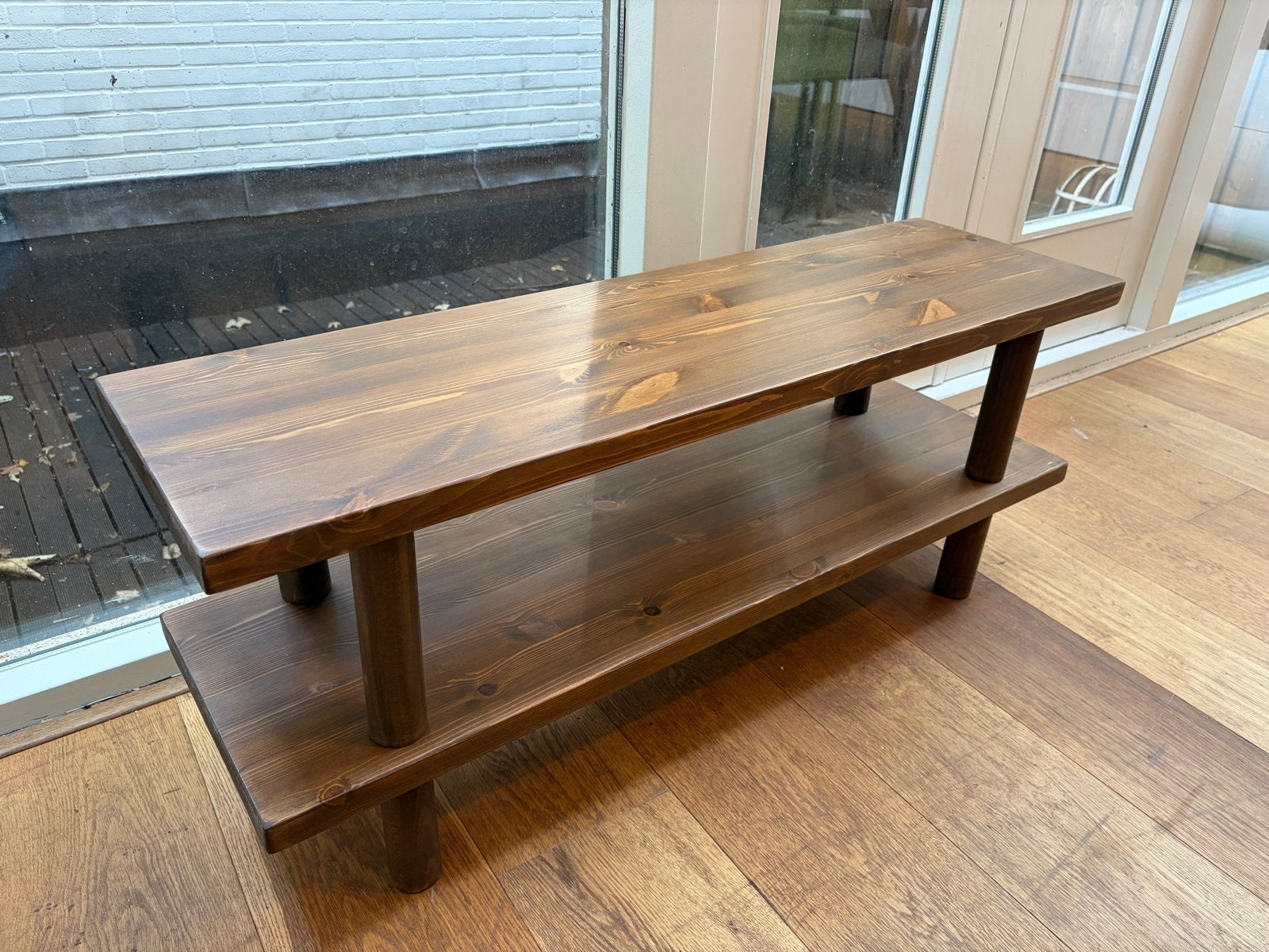 Foto 3 van Handgemaakte massief houten tv-standaard / salontafel