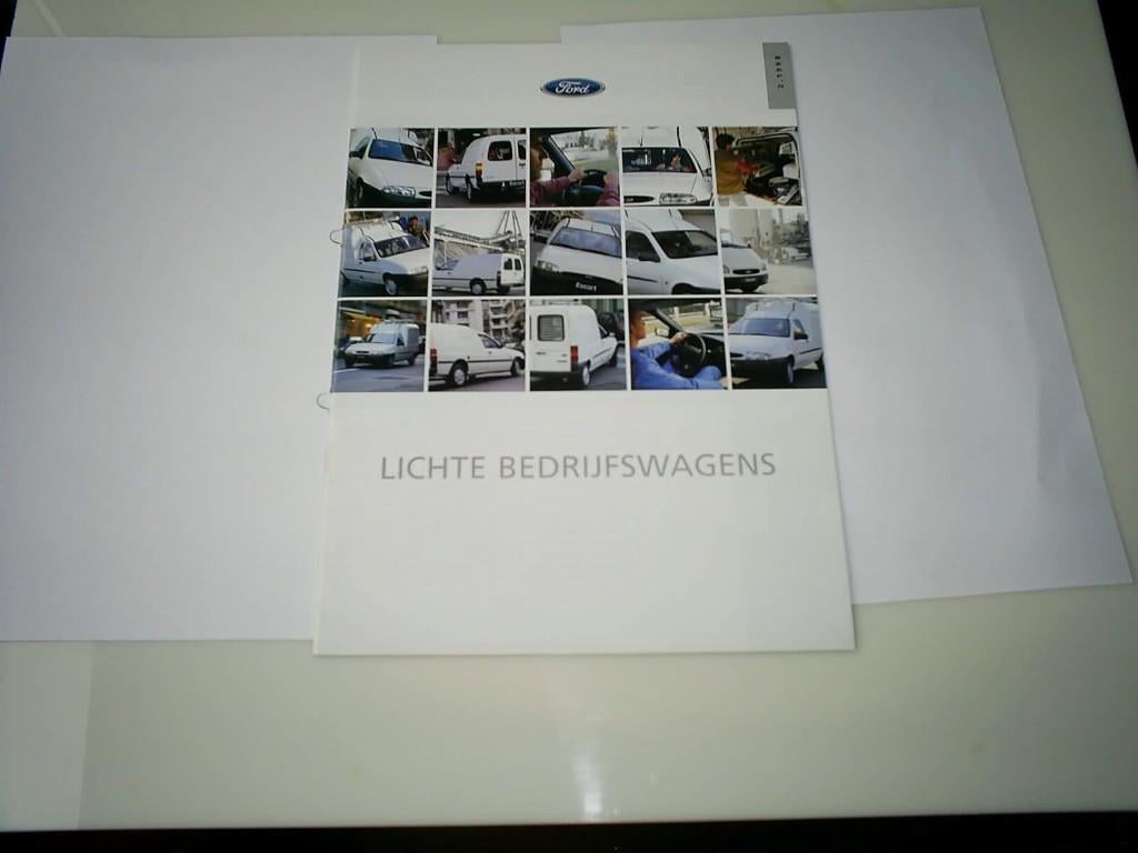 Ford Lichte Bedrijfs Wagens 1998 24 pag., Verzenden, Zo goed als nieuw, Ford