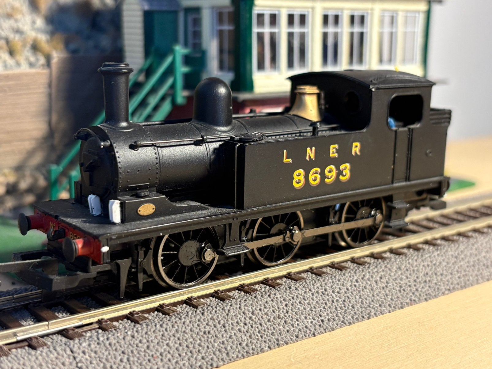 Bachmann J72 LNER tenderloc, Gebruikt, Analoog, Gelijkstroom, Locomotief