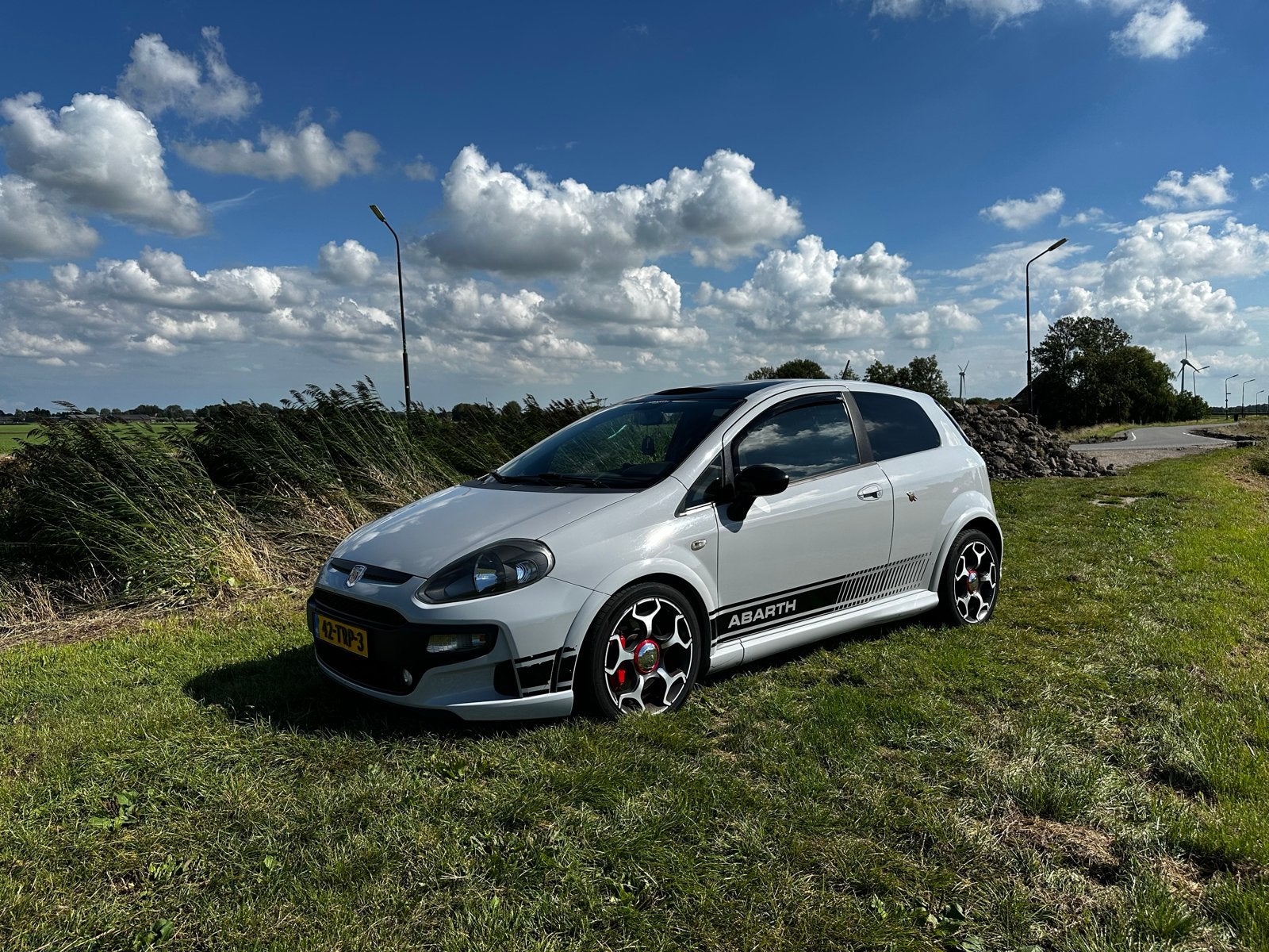 Fiat Punto 1.4 Multi-air Abarth 3DR 2012 Grijs, Voorwielaandrijving, 1160 kg, Zwart, 4 cilinders